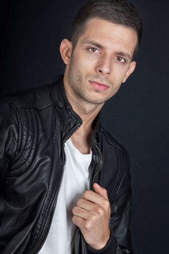 Javier Raya Javier Raya - Actor - etalenta