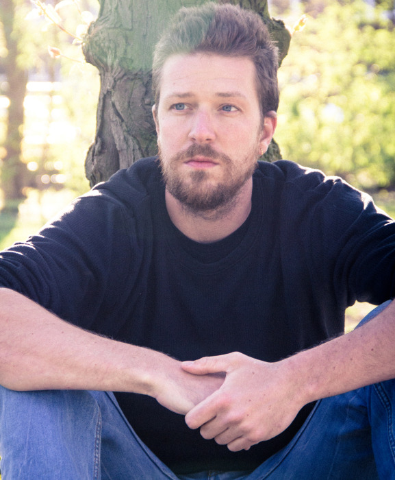 © Emanuel Malzew Emanuel Malzew