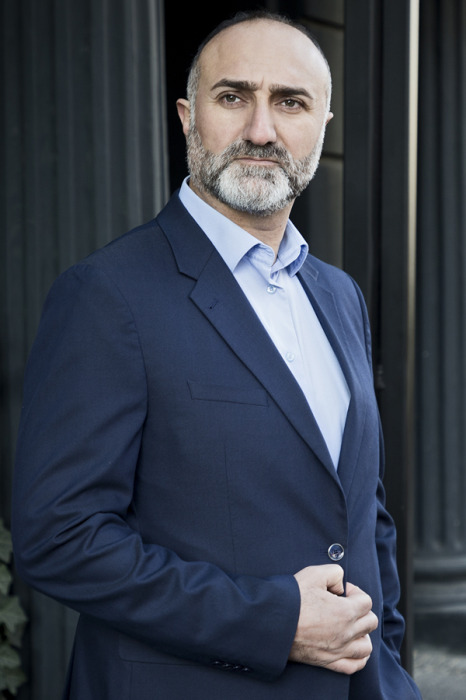 © Robert Recker 2021