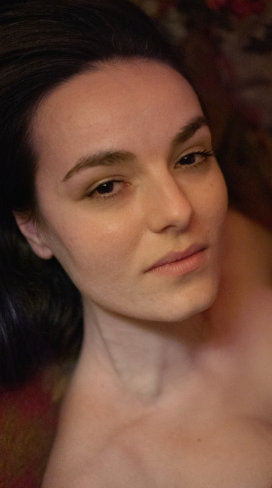 © Laura Savutiu 2021