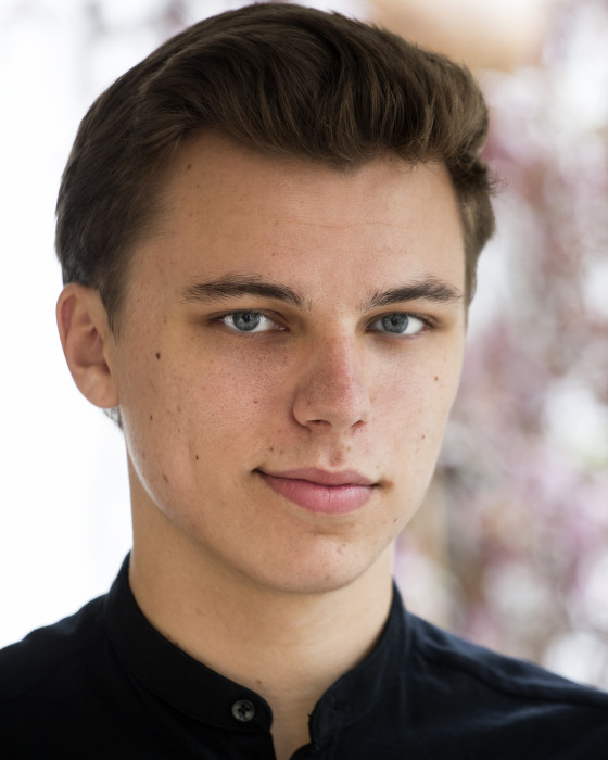 © Simon Annand 2017