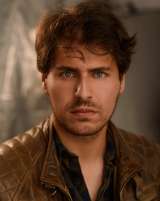 © Matthew Thomas 2021