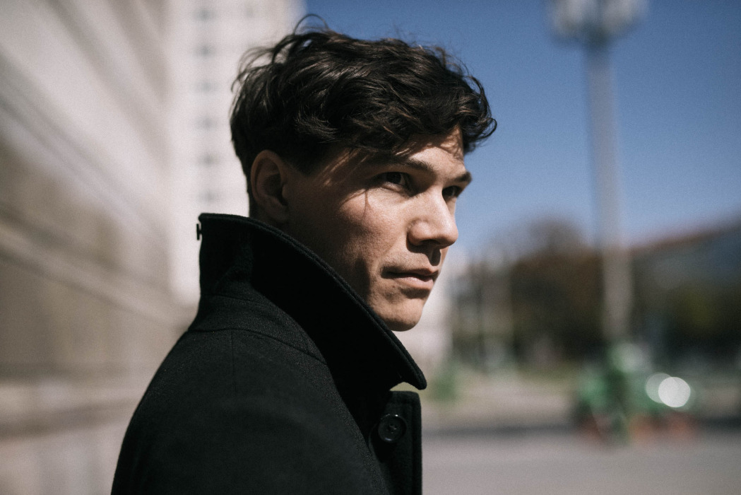 © Christoph Koestlin