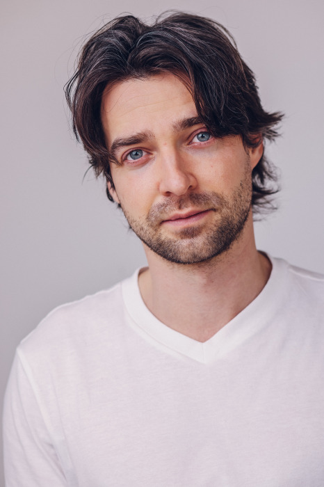 © ImCasten - Nicole Mantello 2022