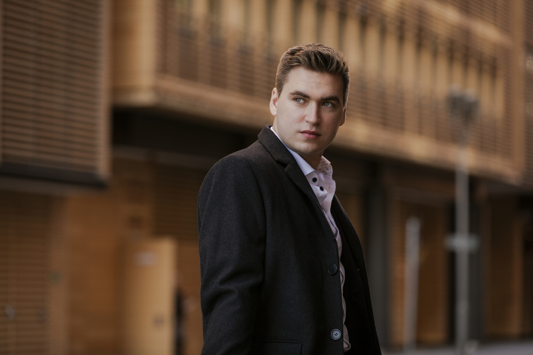 © Steffen Roth 2022