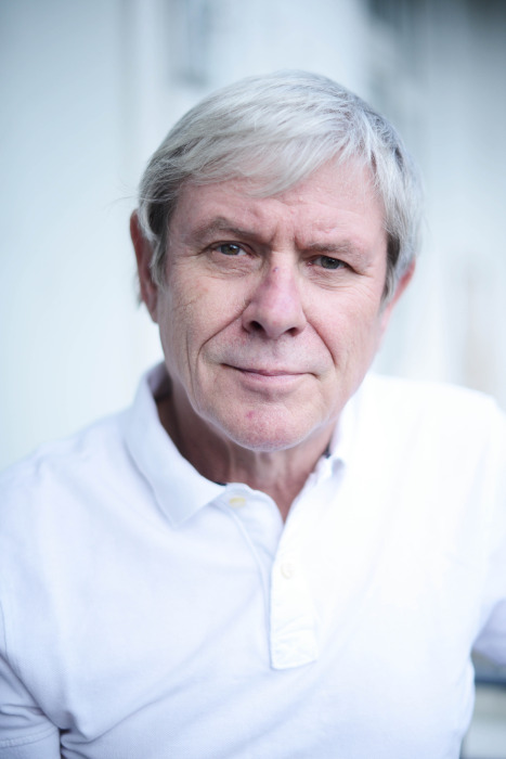© Adrian Höllger / 2013