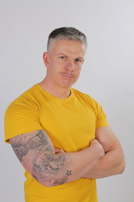 © Auf Wunsch mit Bart muss aber nicht sein 2023