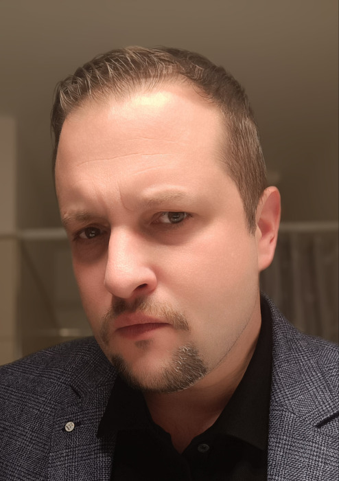 © David Florio 2024