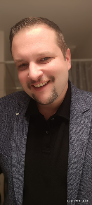 © David Florio 2024