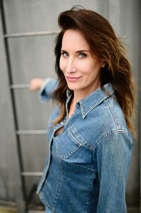 © ©Urban Ruths 2024