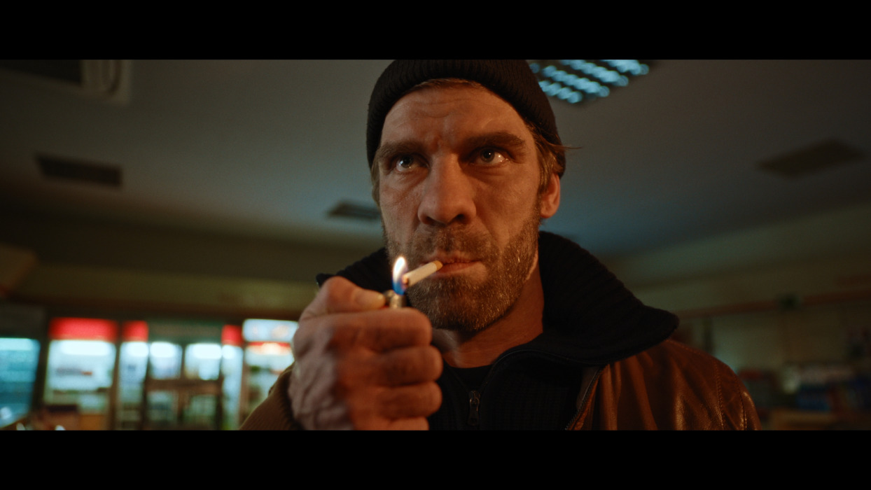 © Character shot - hast du benzin …