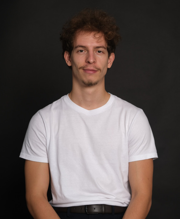 © Kristina Kalyaka 2024