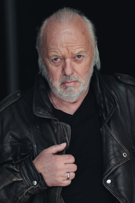 © Alexander Kreuzer 2025
