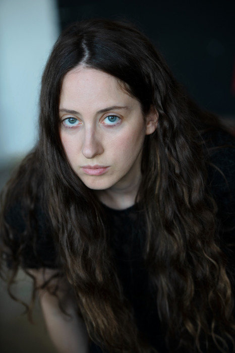 © Jeanne Degraa 2024