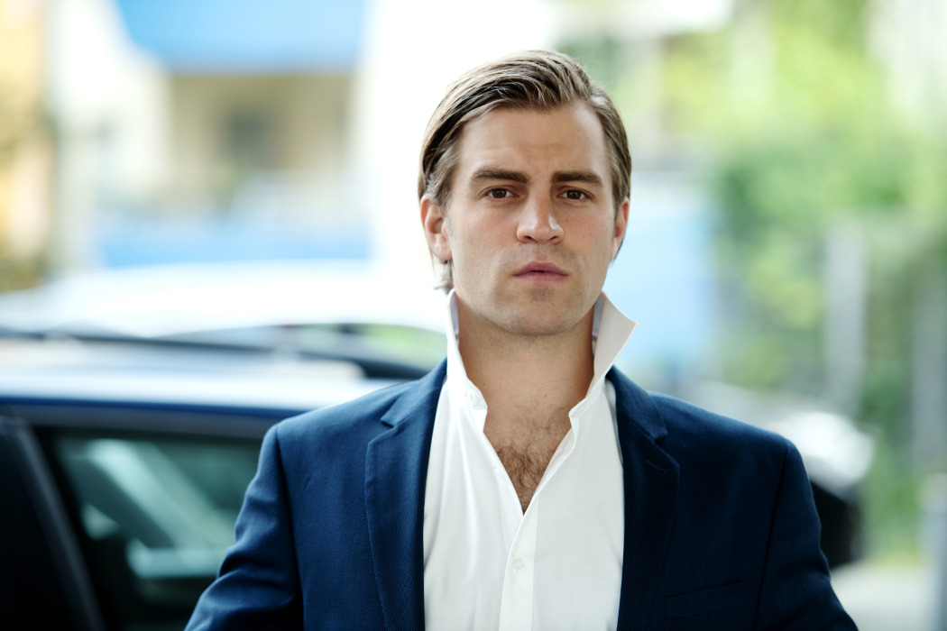 © Jeanne Degraa 2024