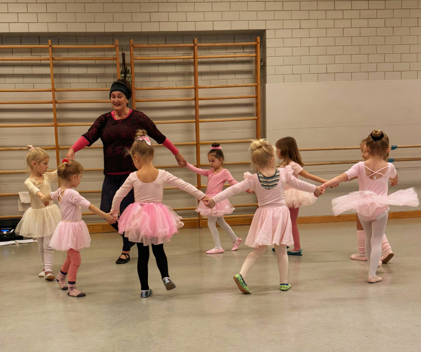 © VHS Ballettunterricht 2025