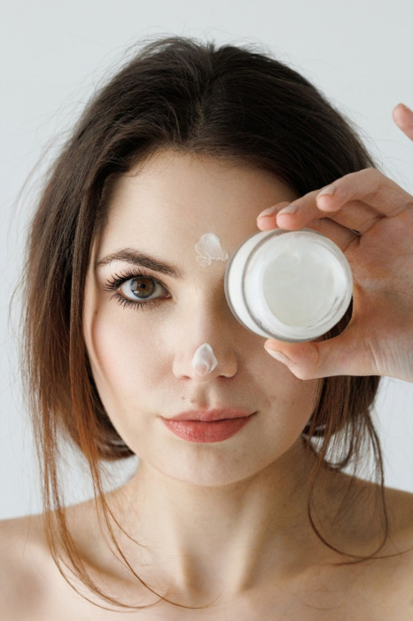 © Daniella Hvozdetska 2025