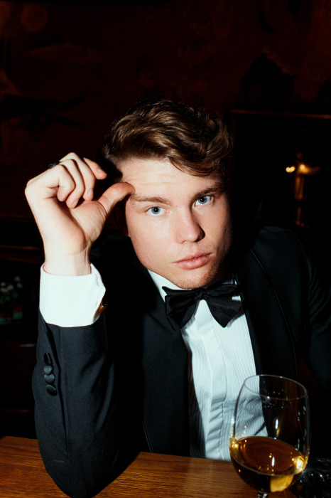 © Oscar Jacobson 2024