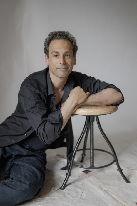 © Paria Safary 2025