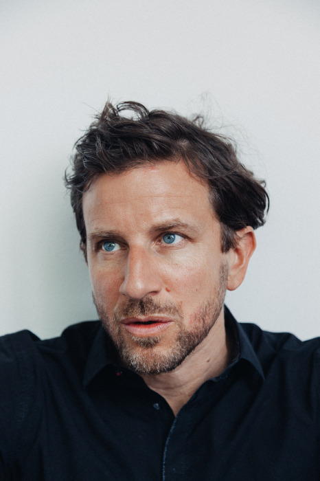 © Emil Schwarz 2024