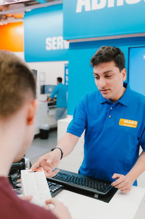 © Max Schenkel 2025