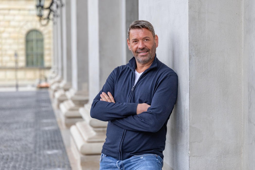 © Andreas Mross 202510