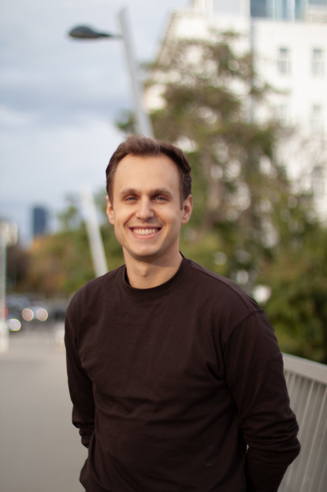 © Alexandra Alva 2025