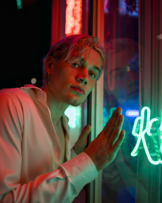 © © Iris Lam / Vince Decopa 2025