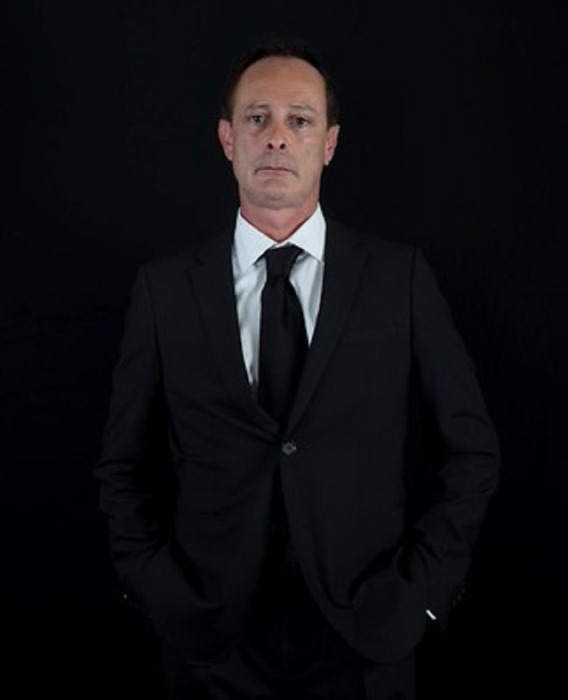 © DJ Lamberto giacca cravatta DJ Lamberto giacca cravatta