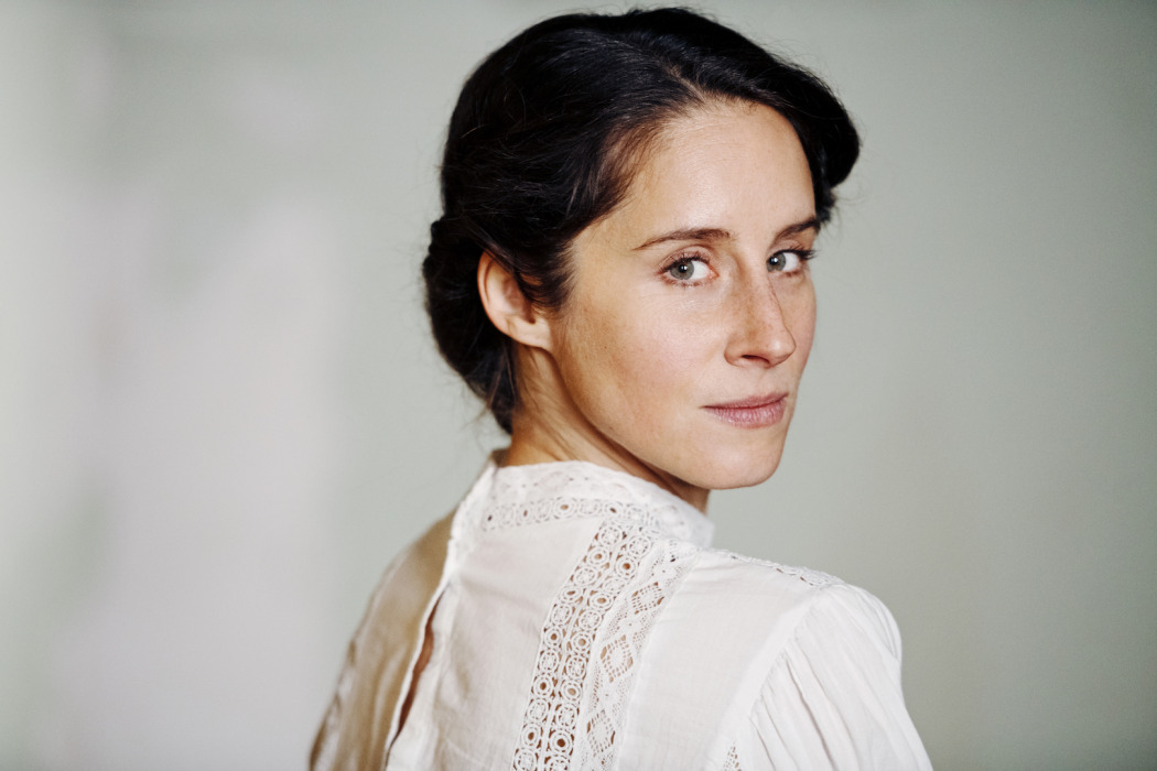 © Jeanne Degraa 2024