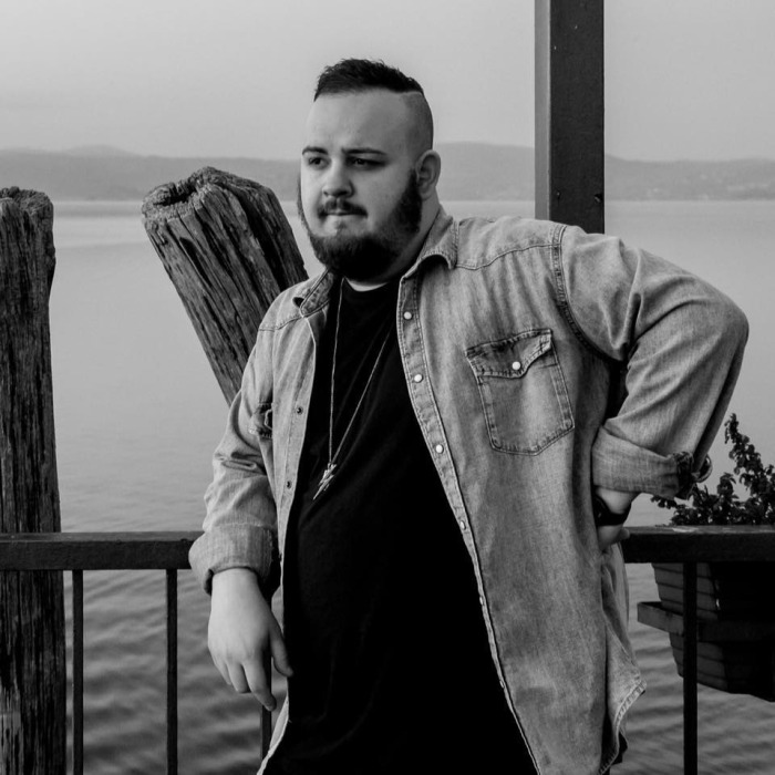 © Roberto Riccobene