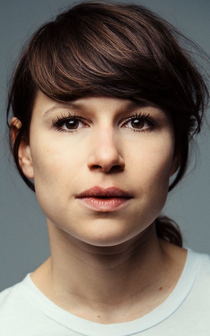 © Photo by Anne Valeur