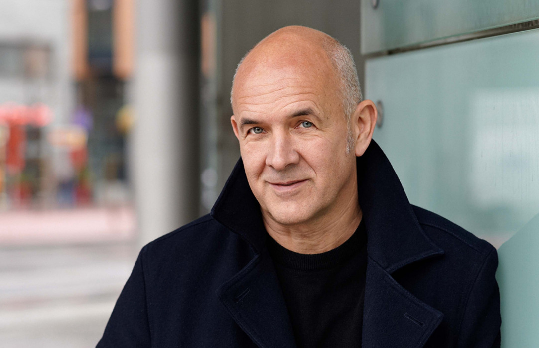 © Peter Adamik
