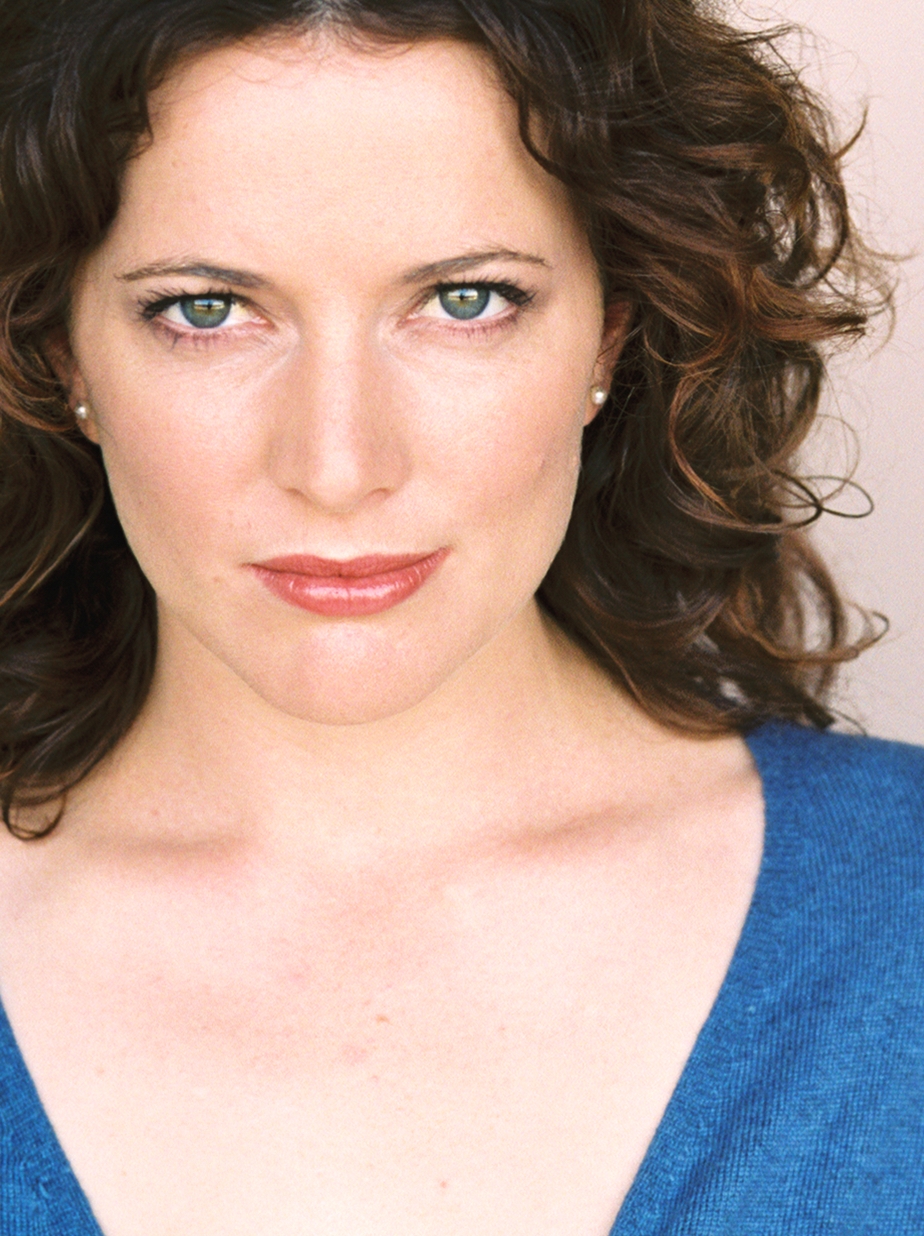 Emily Howe Rsc Emily Howe - Actress - etalenta
