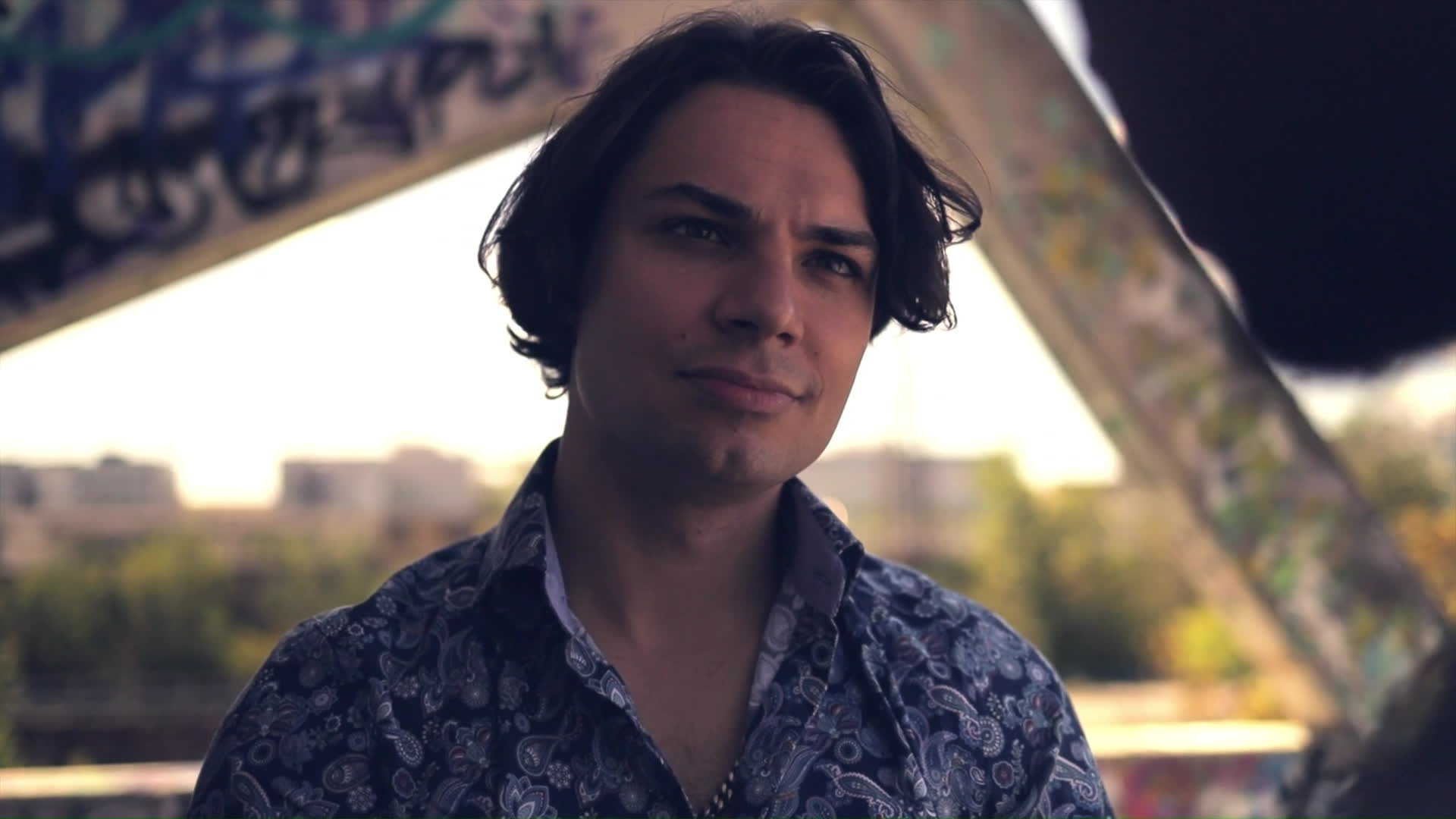 Video thumbnail